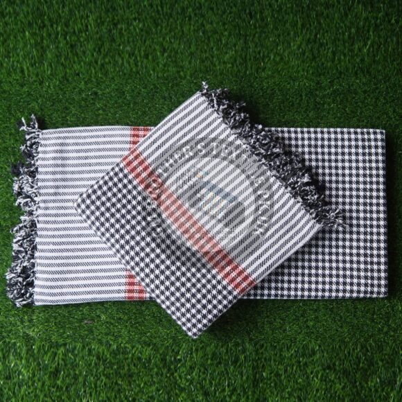 10. Pack of 2 Pcs Pure Cotton khais(throw)